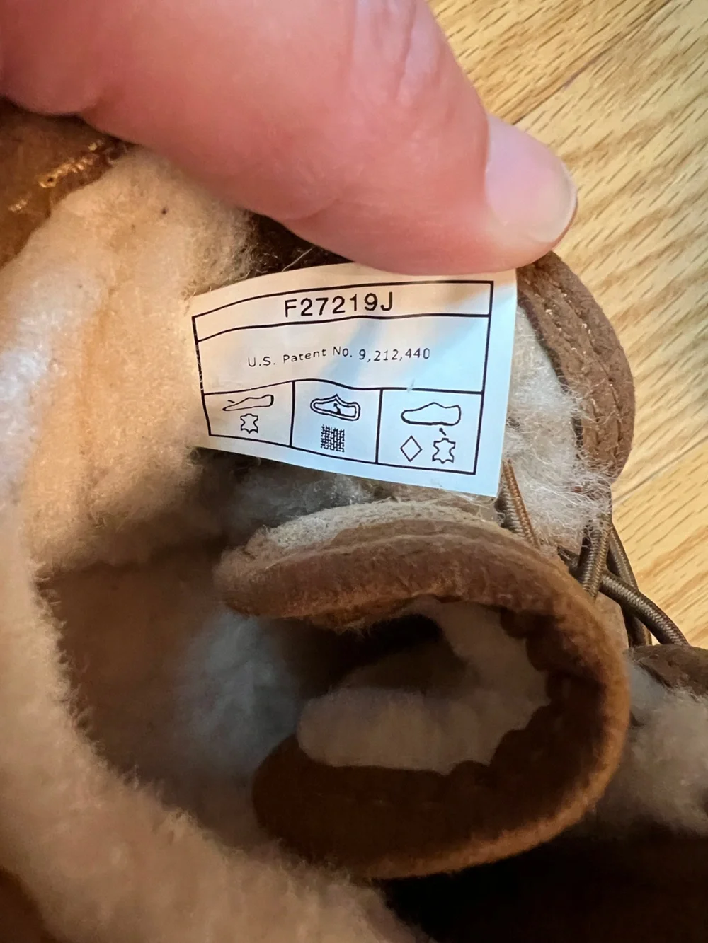 UGG Baby Infant Toddler Neumel Boots Chestnut Suede Infant Size 4/5